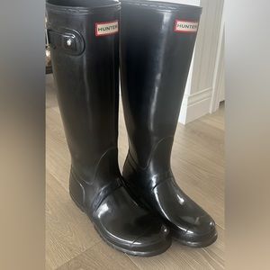 Hunter tall back rain boots